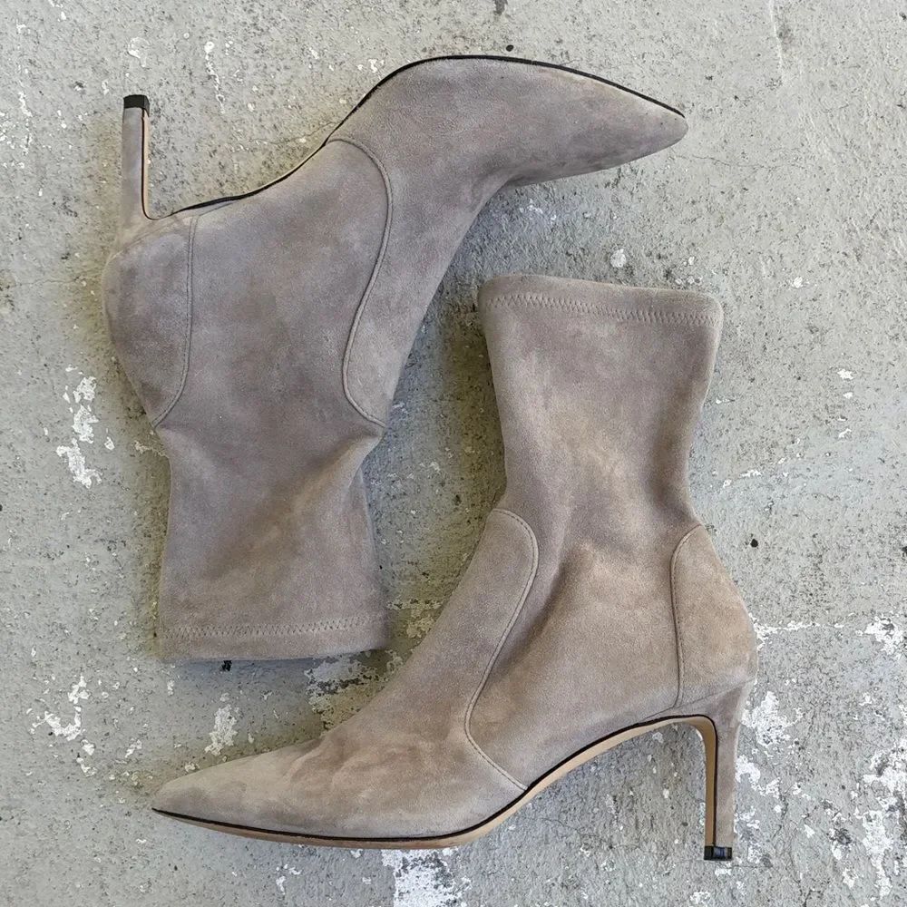 Stuart Weissman’s power booties/wren sock booties